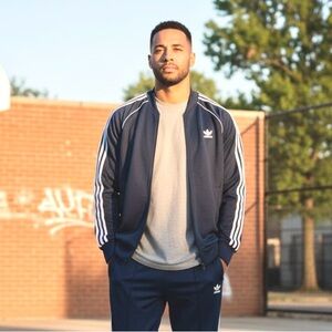 Adidas Men’s Adicolor Classics SST Track Jacket Navy & White XL  NWT
